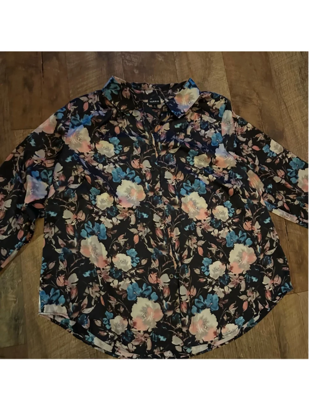 Women's Torrid Floral Button Down Shirt 2X Black Pink Blue Summer